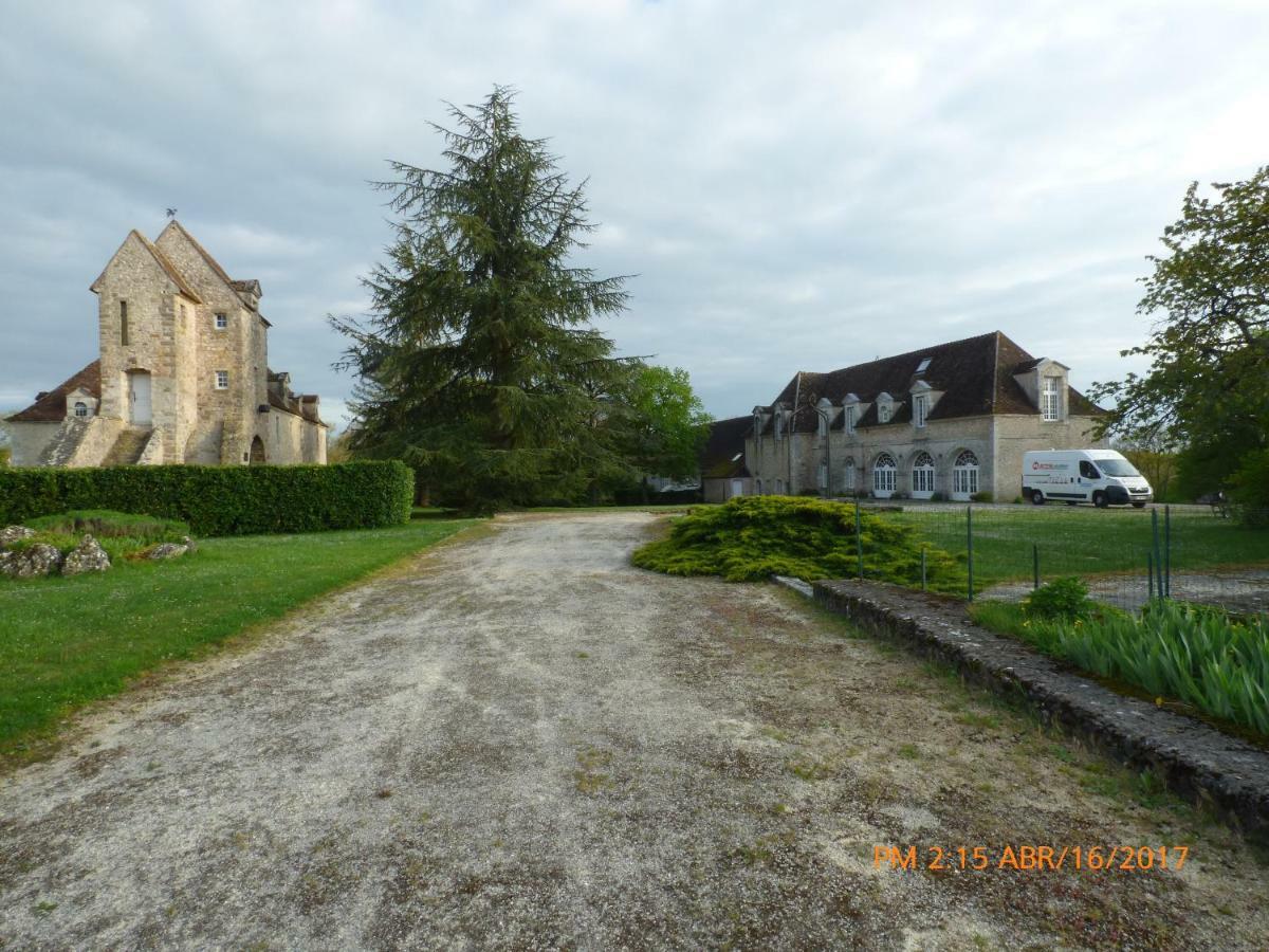 Chateau De Montrame Soisy-Bouy Exteriér fotografie